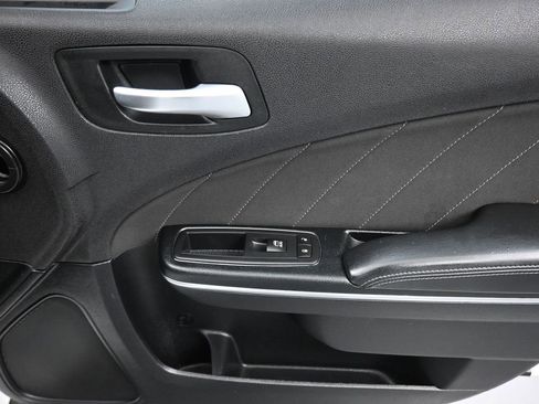 Used 2016 Dodge Charger R/T Scat Pack image 41