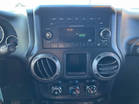 Used 2014 Jeep Wrangler Unlimited Sport w/ Max Tow Package image 27