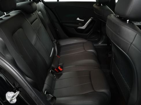 Used 2019 Mercedes-Benz A 220 4MATIC image 31