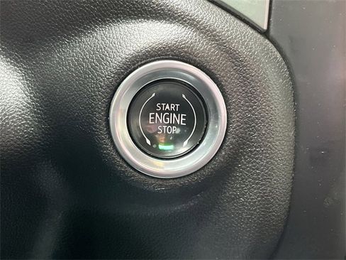 Used 2023 Chevrolet Silverado 2500 LT w/ Convenience Package image 32