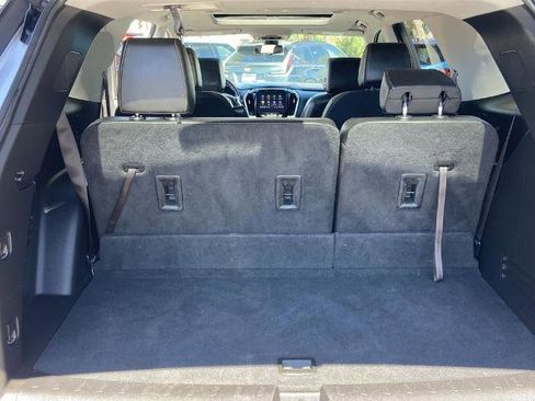 Used 2020 Chevrolet Traverse Premier image 23