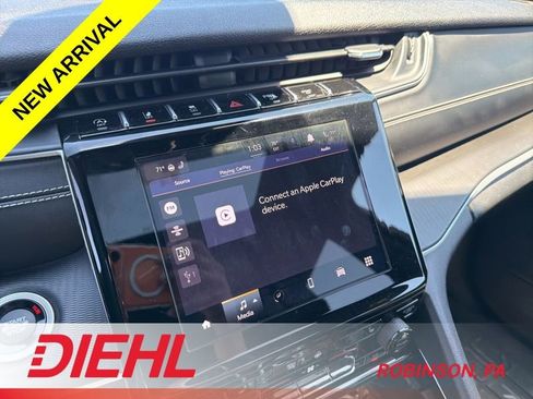 Used 2023 Jeep Grand Cherokee L Laredo AWD/4WD image 14