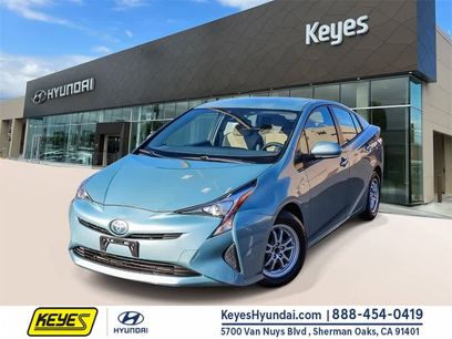Used 2017 Toyota Prius Two w/ Carpet Mat Package