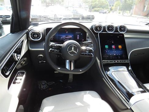 Used 2026 Mercedes-Benz GLC 300 4MATIC image 10