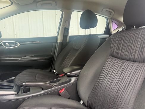 Used 2019 Nissan Sentra SV image 13