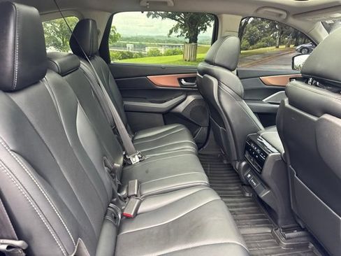 Used 2022 Acura MDX SH-AWD w/ Technology Package image 11
