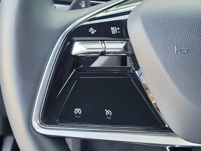 Certified 2024 Cadillac Lyriq Tech RWD image 24