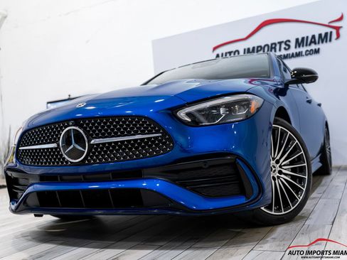 Used 2023 Mercedes-Benz C 300 Sedan image 2