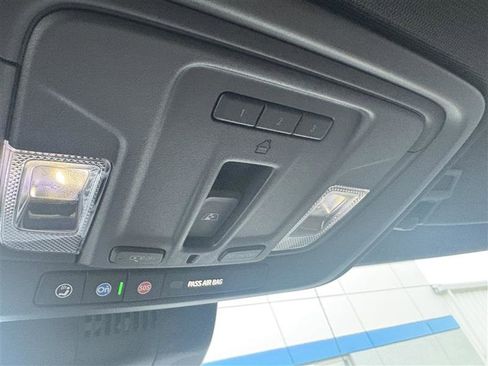 Used 2024 Chevrolet Silverado 1500 High Country w/ Technology Package image 20