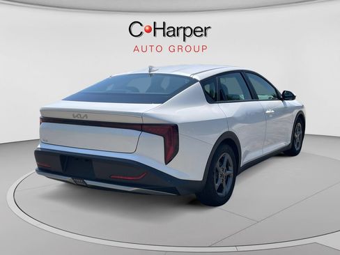 Used 2025 Kia K4 FWD image 3