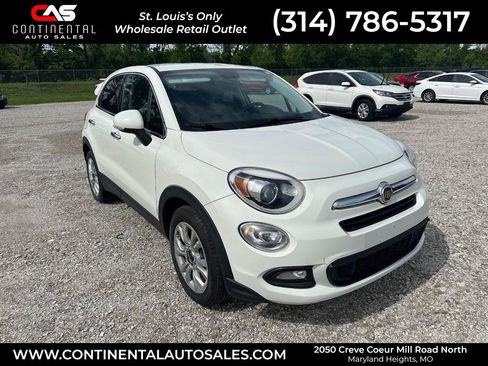 Used 2016 FIAT 500X Lounge FWD image 1