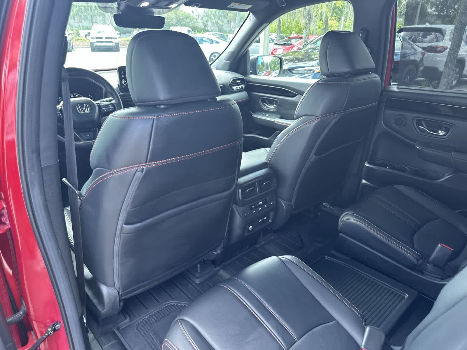 Used 2023 Honda Pilot TrailSport image 24
