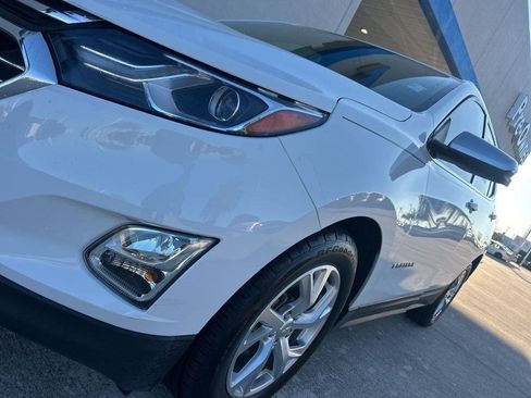 Used 2021 Chevrolet Equinox Premier image 4
