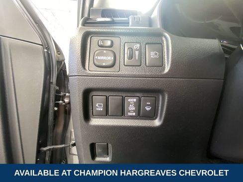 Used 2022 Toyota 4Runner Limited AWD/4WD image 22