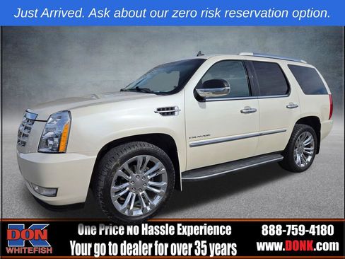 Used 2010 Cadillac Escalade AWD image 3