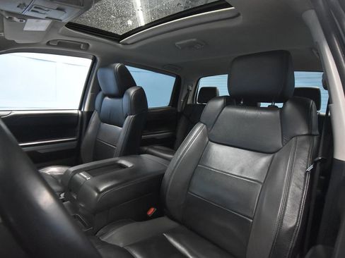 Used 2019 Toyota Tundra Limited w/ Limited Premium Package image 21