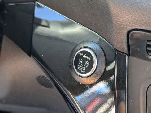 Used 2018 Ford Escape Titanium image 30