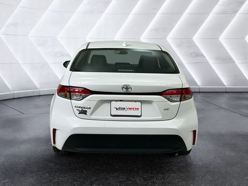 Used 2023 Toyota Corolla LE image 5