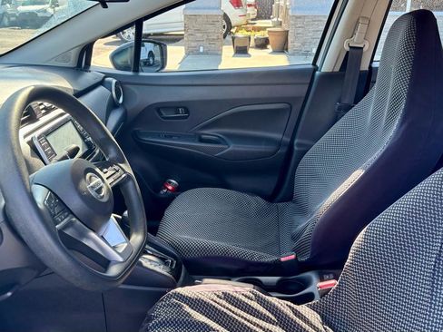 Used 2021 Nissan Versa S FWD image 14