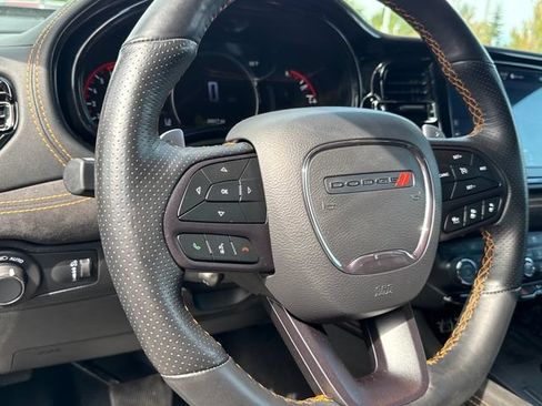 Used 2023 Dodge Durango R/T w/ Hemi Orange Plus Package AWD/4WD image 17