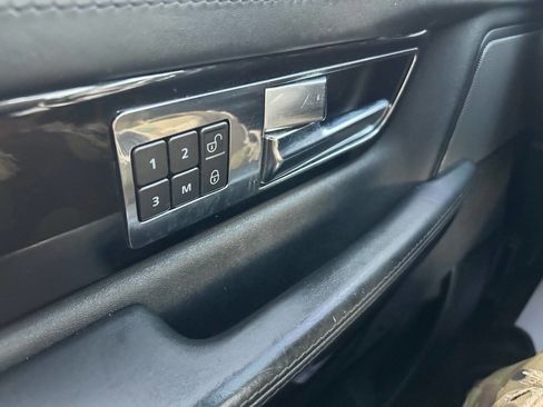 Used 2013 Land Rover Range Rover Sport HSE LUX image 20