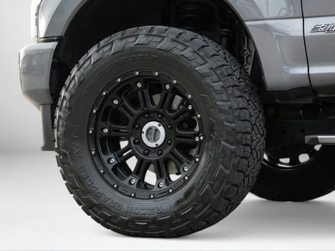 Used 2021 Ford F250 Platinum w/ FX4 Off-Road Package AWD/4WD image 67