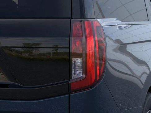 New 2025 Ford Expedition Max Active image 21