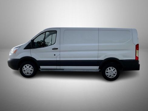 Used 2018 Ford Transit 250 130 Low Roof w/ Exterior Upgrade Package RWD image 8