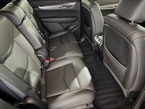 Used 2023 Cadillac XT6 Luxury FWD image 45