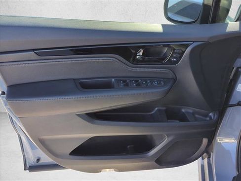 Used 2024 Honda Odyssey Touring image 10