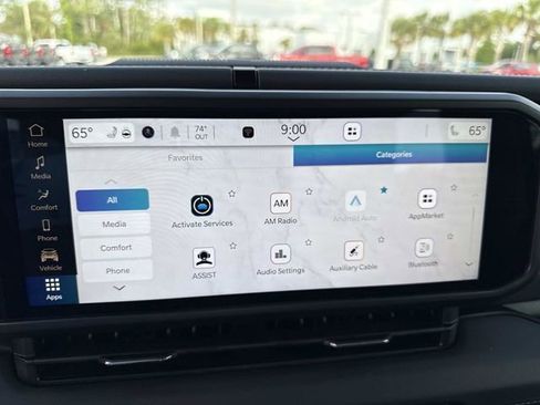 Used 2026 Jeep Wrangler Rubicon AWD/4WD image 17