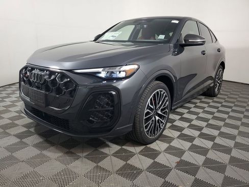 New 2026 Audi SQ5 Prestige AWD/4WD image 3