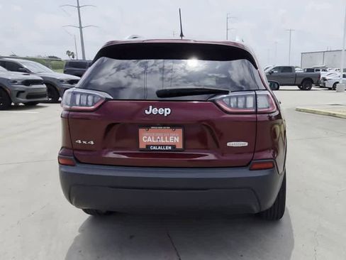 Used 2021 Jeep Cherokee Latitude AWD/4WD image 7