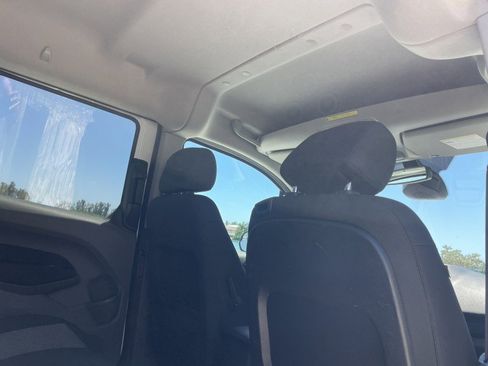 Used 2020 Ford Transit Connect XL FWD image 17