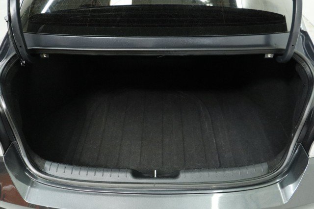 Used 2023 Hyundai Elantra SEL FWD image 31
