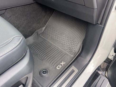 Used 2024 Lexus GX 550 550 Premium+ image 37