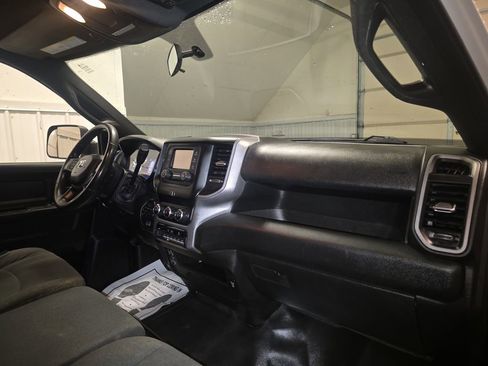 Used 2021 RAM 2500 Tradesman w/ Chrome Appearance Group AWD/4WD image 34