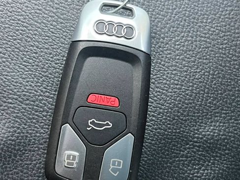 Used 2019 Audi SQ5 Prestige w/ Prestige Package AWD/4WD image 34