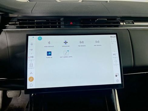 Used 2025 Land Rover Range Rover Sport SE image 15