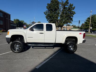 Used 2011 GMC Sierra 1500 SLE w/ Power Tech Package