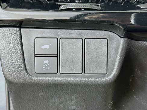 Used 2025 Honda CR-V EX-L image 17