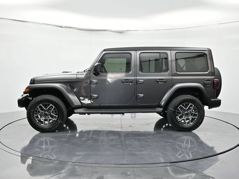 New 2026 Jeep Wrangler Unlimited Sahara AWD/4WD image 8