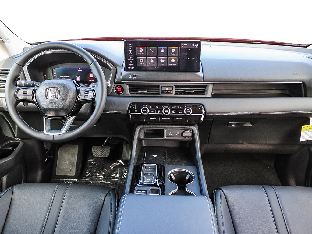 New 2026 Honda Pilot Touring image 17