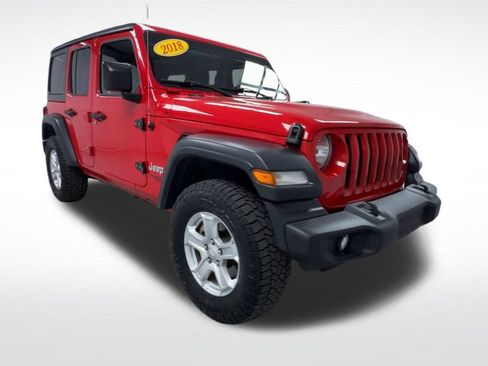 Used 2018 Jeep Wrangler Unlimited Sport S AWD/4WD image 2