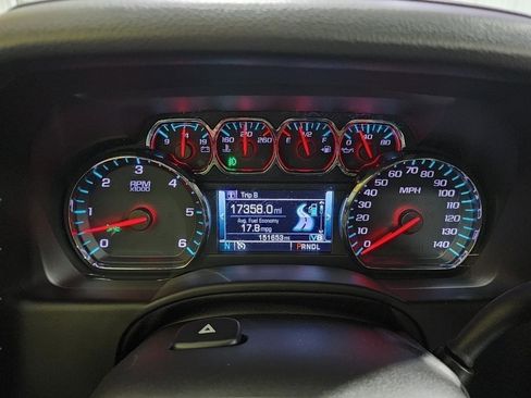 Used 2018 GMC Yukon XL SLT w/ Open Road Package AWD/4WD image 14