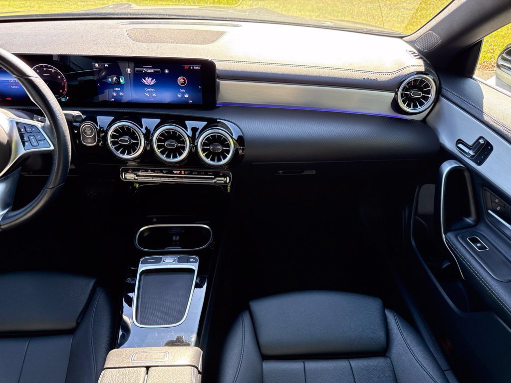 Used 2025 Mercedes-Benz CLA 250 image 25