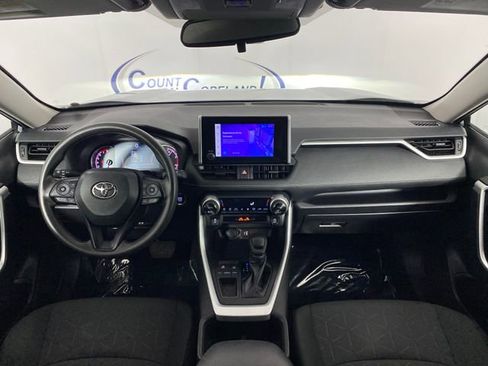 Used 2024 Toyota RAV4 XLE FWD image 12