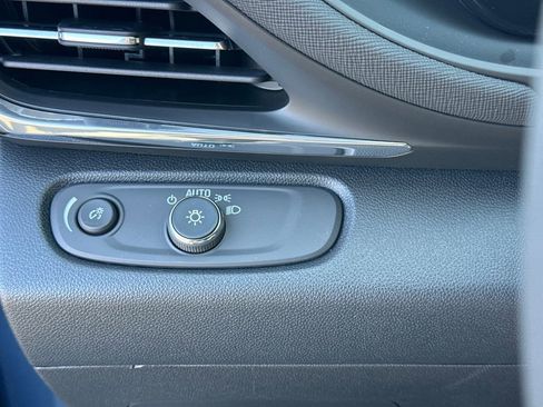 New 2026 Buick Envista Preferred image 17