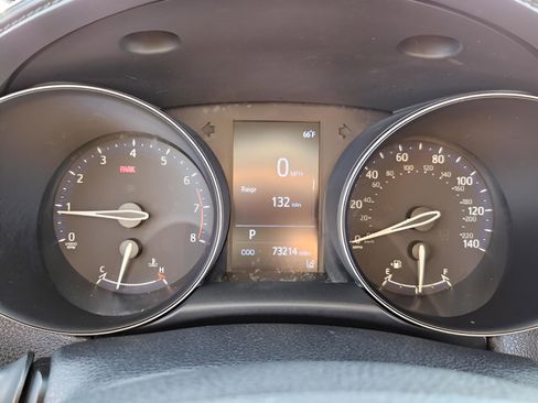 Used 2019 Toyota C-HR LE image 19