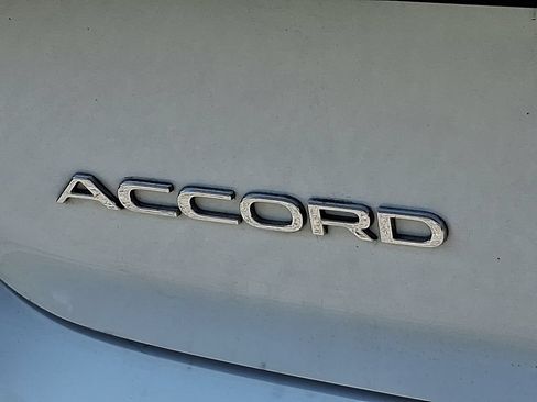 Used 2024 Honda Accord EX image 32